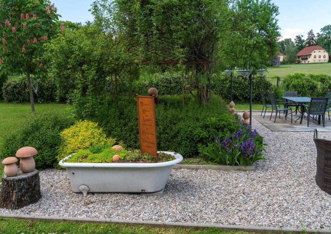 Gutshof Bartl 1 Apartment Klagenfurt am Woerthersee ภายนอก รูปภาพ