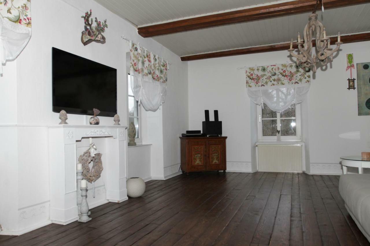 Gutshof Bartl 1 Apartment Klagenfurt am Woerthersee ภายนอก รูปภาพ