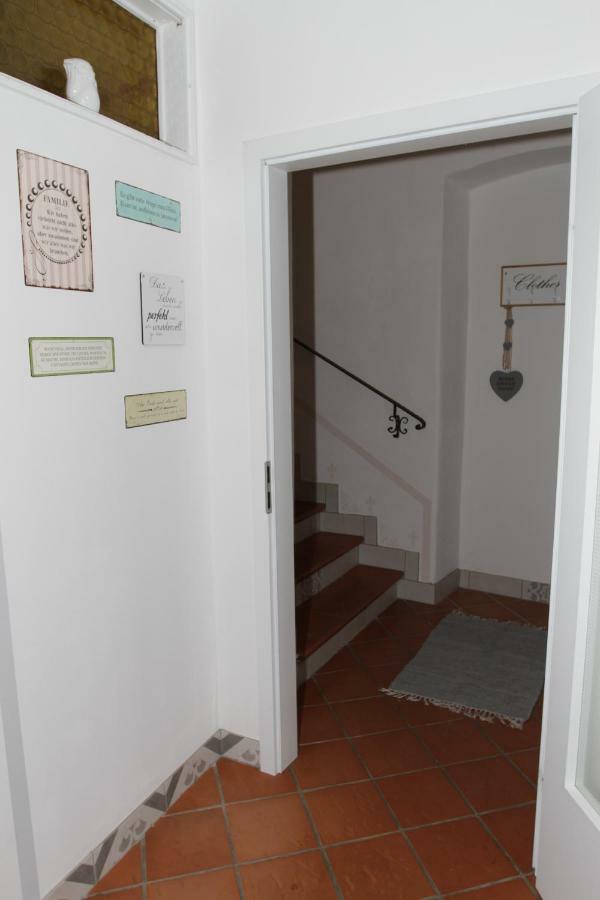 Gutshof Bartl 1 Apartment Klagenfurt am Woerthersee ภายนอก รูปภาพ