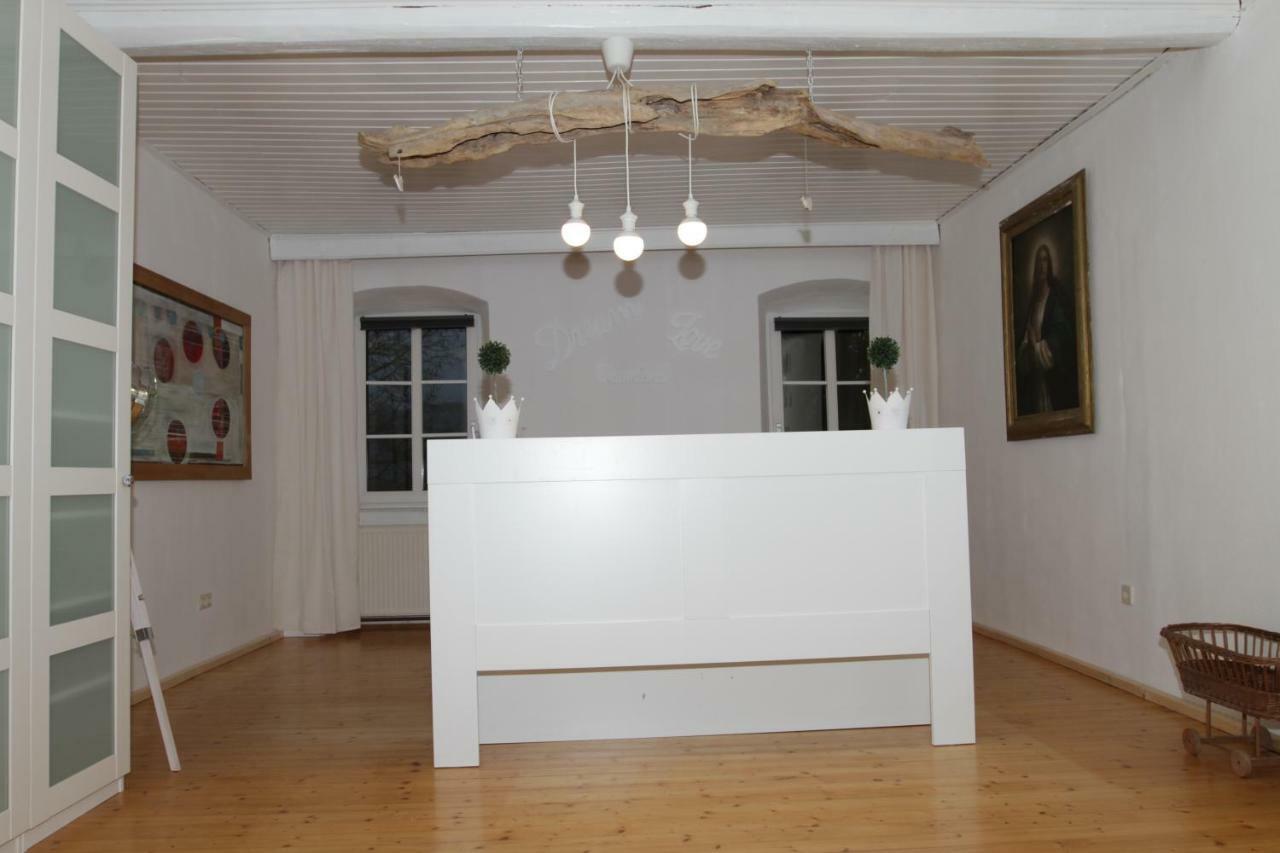 Gutshof Bartl 1 Apartment Klagenfurt am Woerthersee ภายนอก รูปภาพ