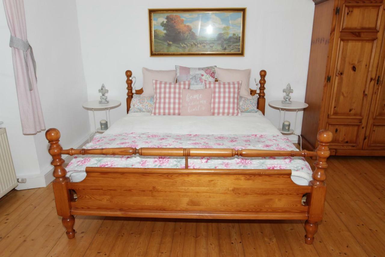 Gutshof Bartl 1 Apartment Klagenfurt am Woerthersee ภายนอก รูปภาพ